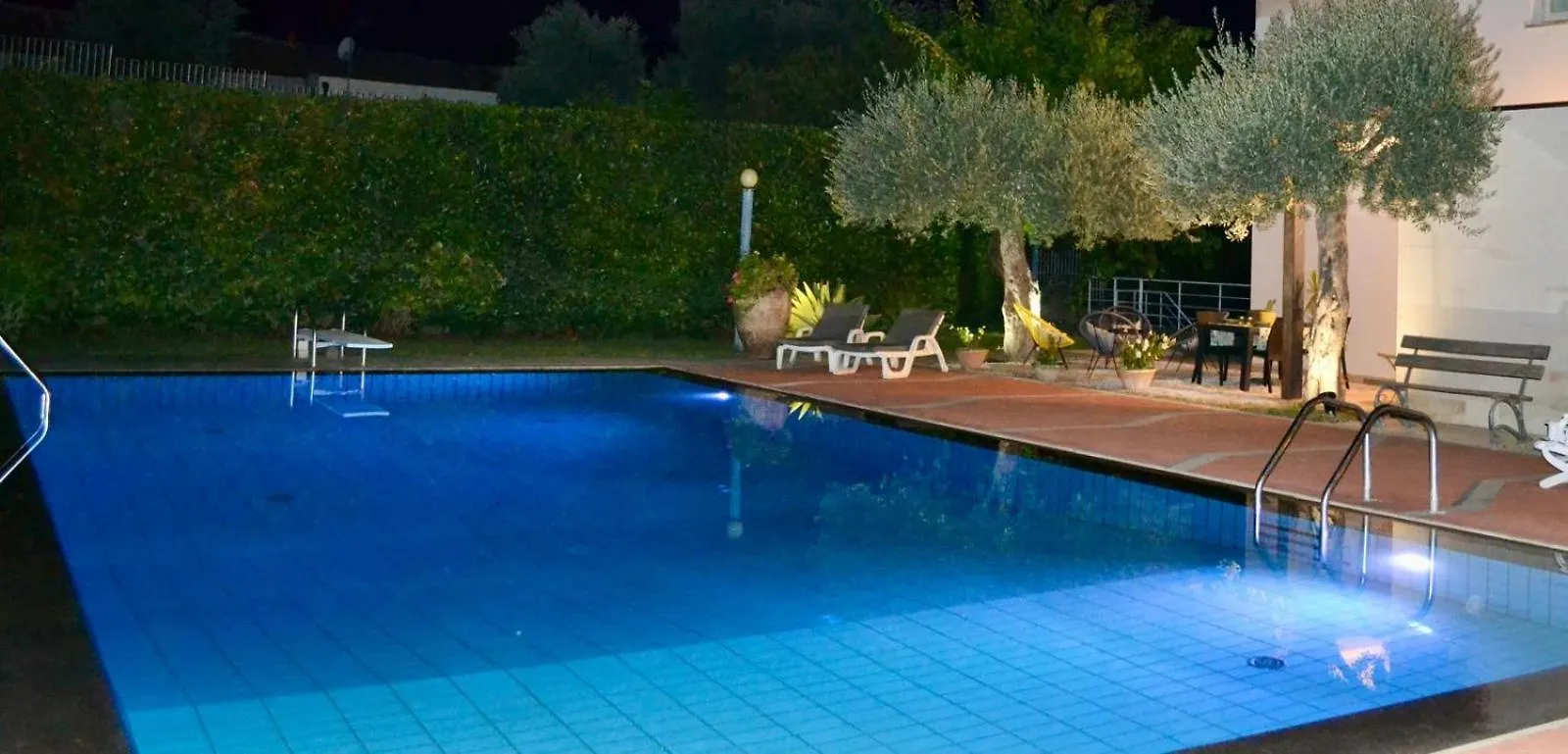 Demenna Suite Rocca di Caprileone Italy