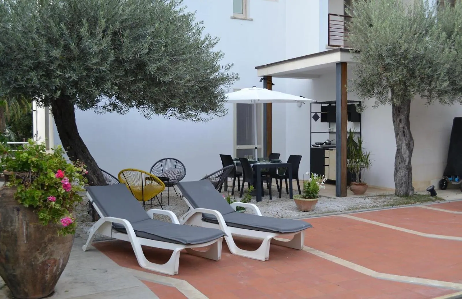 Demenna Suite Rocca di Caprileone Apartment