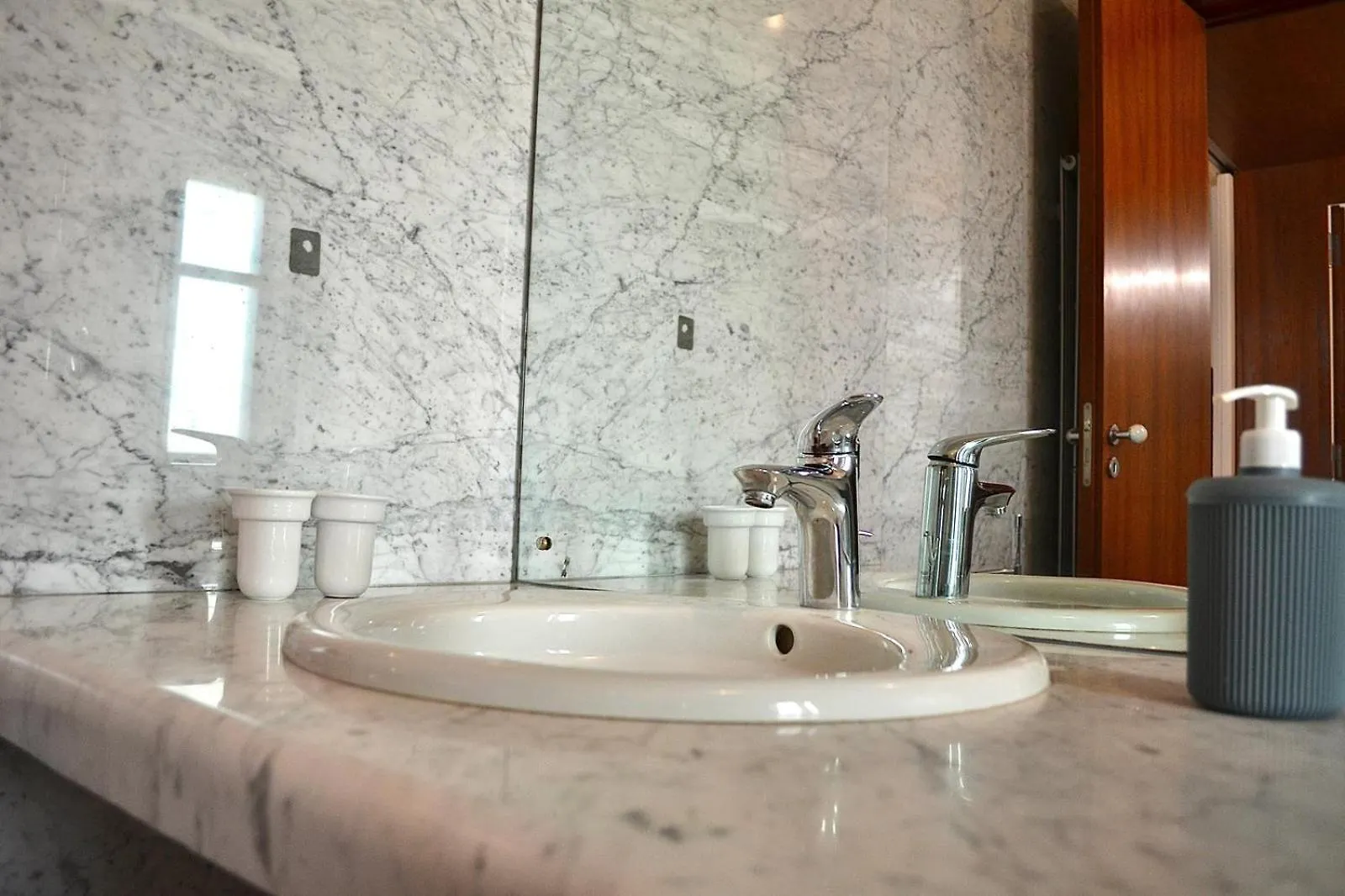 Apartment Demenna Suite Rocca di Caprileone Italy