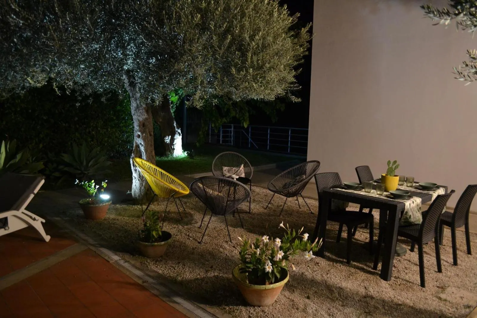 Demenna Suite Rocca di Caprileone Apartment