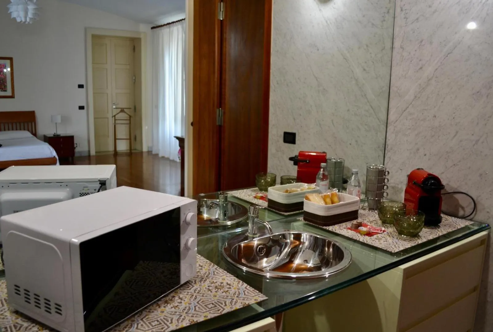 Demenna Suite Rocca di Caprileone Apartment